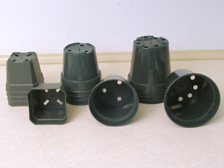 Plastic Pots & Baskets
