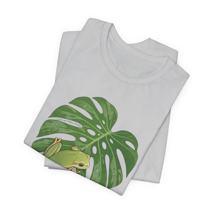 Happy Growing frog on monstera leaf T-Shirt | botanical nature tee